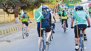 Karachi: Cycle rally held in connection with PM’s clean and green Pakistan drive
