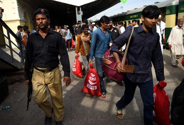 Pakistan hands over 55 Indian fishermen to Indian via Wagah border