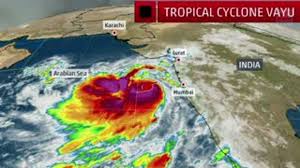‘Very Severe’ cyclone ‘Vayu’ now 725 km southeast of Karachi