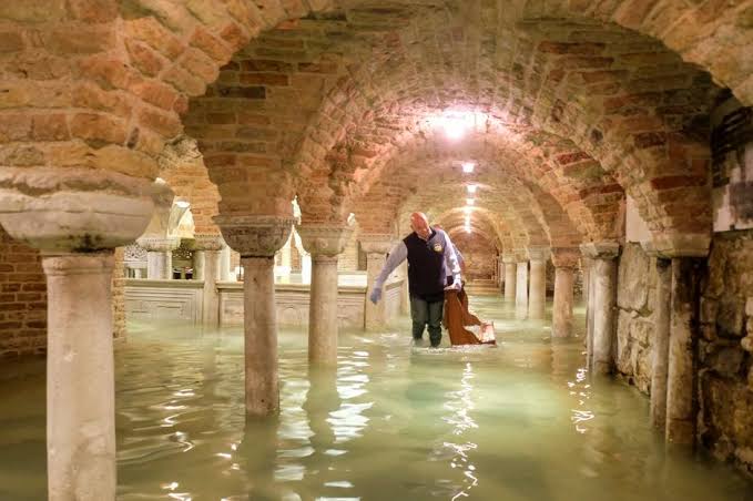Climate change blamed as floods overwhelm Venice, swamping basilica and squares