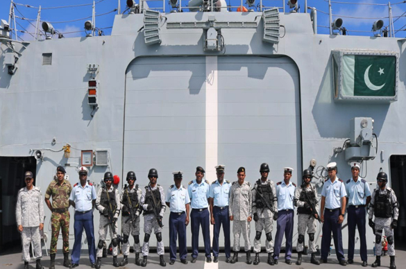 Pak Navy ships Moawin & Aslat visit port Victoria, Seychelles