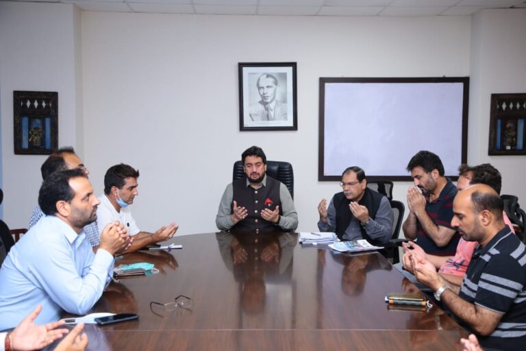 Afridi extols Kashmiri journalists’ resilience against India’s state repression