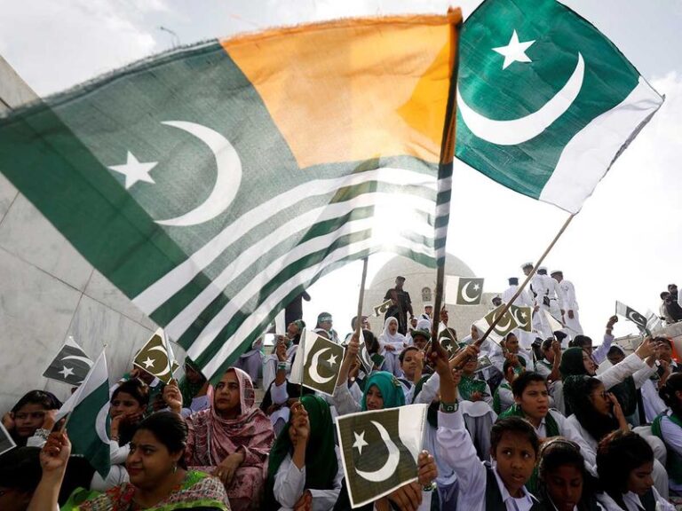 Brisk Preparations for celebration of  independence Pakistan Day in AJK begins