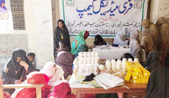 PPHI, Health deptt hold free medical camp for marginalized population
