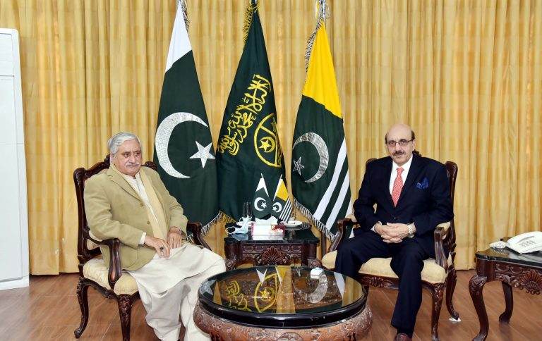 Former AJK President Yaqoob calls on AJK President; discusses latest IIOJK situation