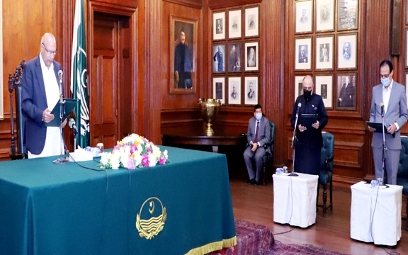 Governor Punjab administered oath to two members of Punjab Assembly