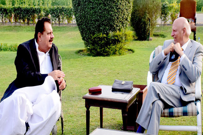 Federal Minister Tariq Bashir Cheema, calls on Punjab Governor