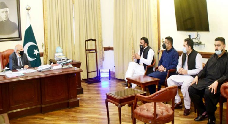 PTI strives best to get out from inflation and unemployment through modern programs: Governor