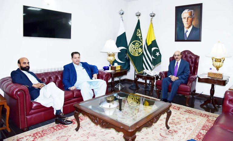 AJK President commends role of diaspora community in Canada for Kashmir cause
