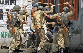 Indian troops martyr Kashmiri youth in Shopian