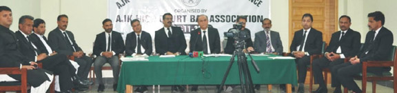 AJK legal fraternity for early end of judicial crises in the State;