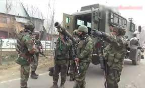 Indian troops martyr three Kashmiri youth in Budgam