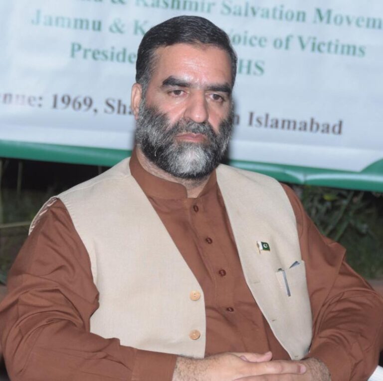 Sacrifices of martyred Kashmiris are priceless: Bhat