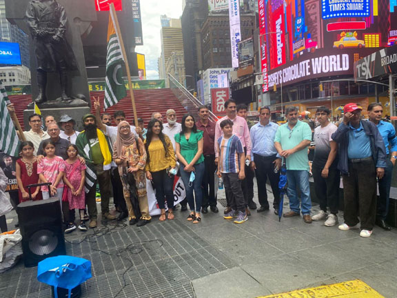 Kashmiri Americans stood firm during heavy rain at historic Times Square in New York