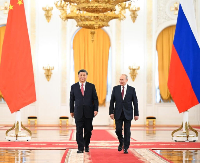 President Xi Jinping holds talks with Russian President Vladimir Putin