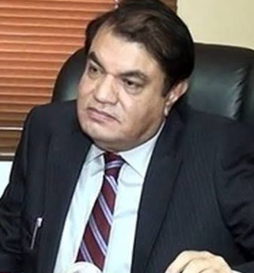Zahid Hussain says why  prices of essentials are increasing across country if there are ample stocks in  country
