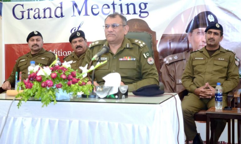 IG Punjab Highway Patrol Rao Abdul Kareem visits PHP Regional Office , Faisalabad