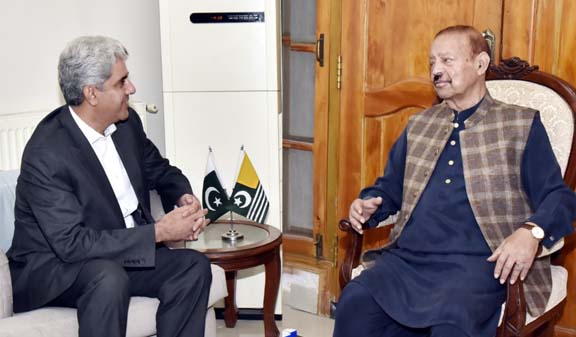 DG NCTA Dr. Khalid Chauhan calls on President AJK Barrister Sultan Mahmood Chaudhry