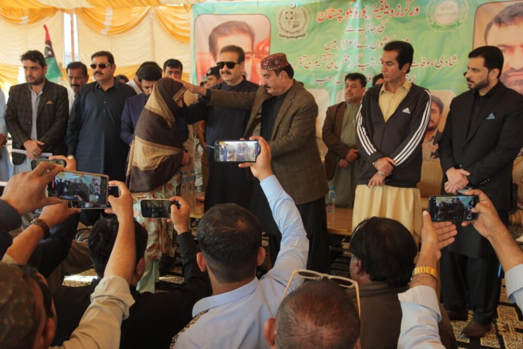 Mir Ali Hassan Zehri launches landmark workers welfare program in Hub